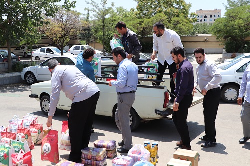 توزیع بسته های معیشتی کمک مومنانه برای اقشار نیازمند به مناسبت عید قربان