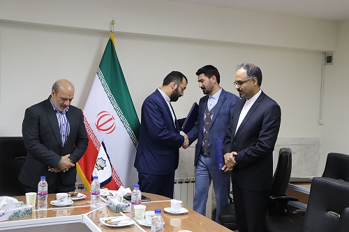 مراسم تکریم سرپرست و معارفه مسئول جدید حراست سازمان همیاری شهرداری های خراسان رضوی