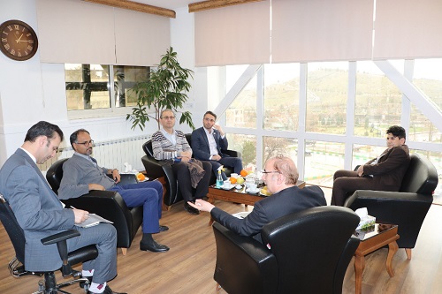 همکاری با سازمان بازآفرینی شهری در اجرای پروژه های میدان شهدای مشهد