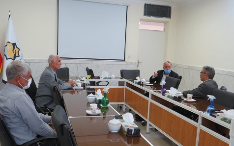 لزوم تعامل سازمان همیاری با بنگاه های بزرگ اقتصادی در جهت رونق  تجارت و بازرگانی شهری خراسان رضوی
