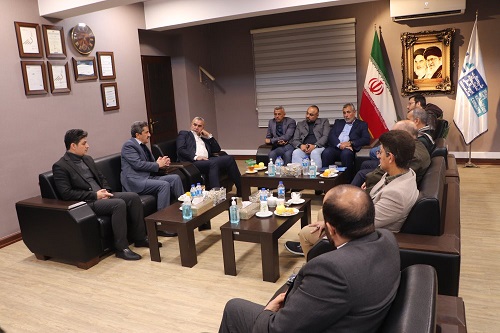 دیدار جمعی از مدیران شهری کشور عراق به منظور گسترش تعاملات اقتصادی، عمرانی و گردشگری