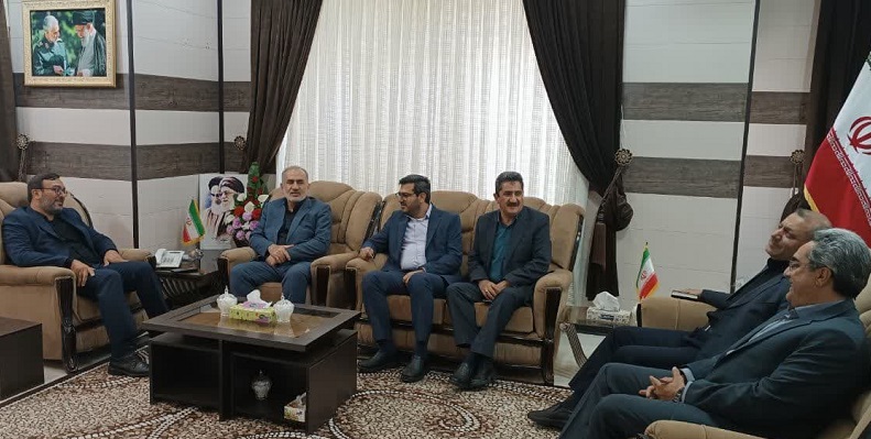 دیدار مدیرعامل سازمان همیاری شهرداری های خراسان رضوی و هیاتی از مقامات عالی رتبه استان فارس با فرماندار تایباد
