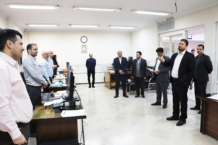 دیدار دوره ای و گفت‌وگوی صمیمانه مدیرعامل و معاونان سازمان همیاری شهرداری های خراسان رضوی با مدیران و کارکنان