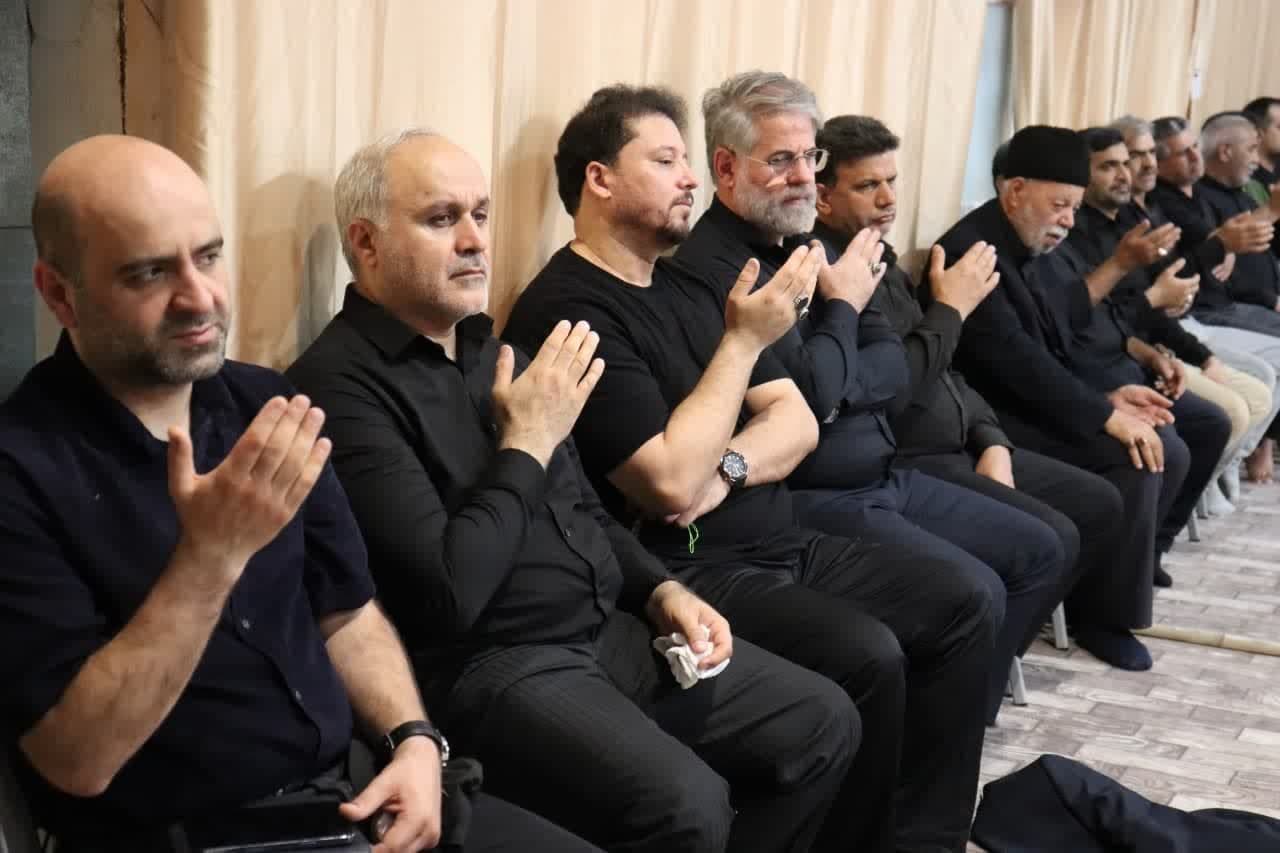 مراسم عزاداری امام حسین (ع) در مؤسسه صنعتی گوشت مشهد برگزار شد