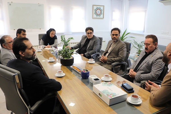 نشست مشترک سازمان همیاری و شرکت بهره‌برداری قطارشهری مشهد برای تأمین تجهیزات