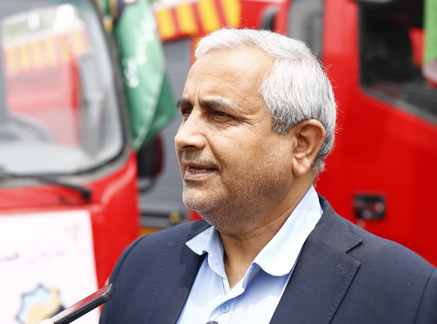 شهردار احمدآباد صولت: مشارکت سازمان همیاری، تجهیز آتش‌نشانی را عملی کرد