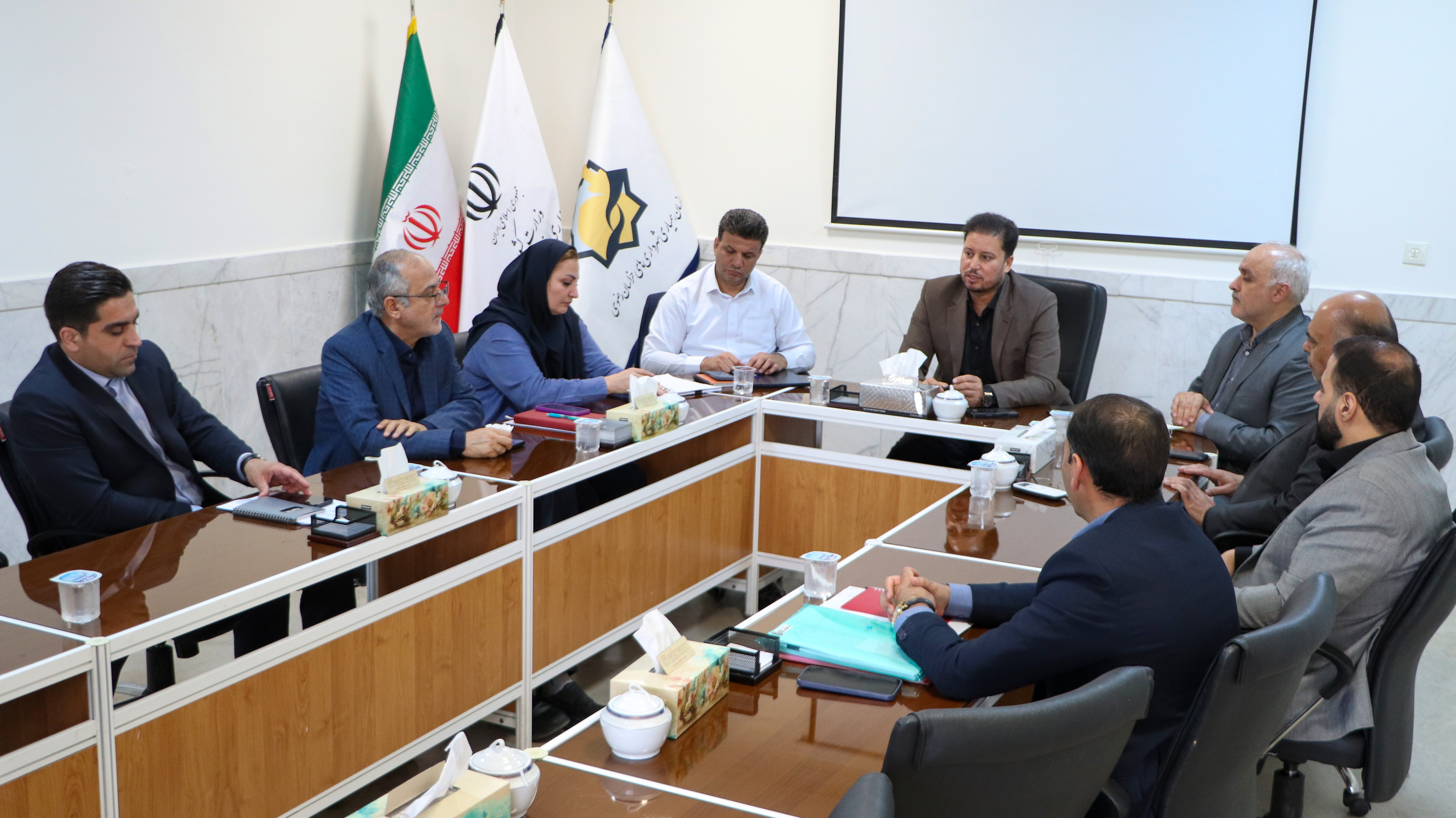 آیین تکریم و معارفه عضو هیئت امنای مؤسسه صنعتی گوشت مشهد برگزار شد