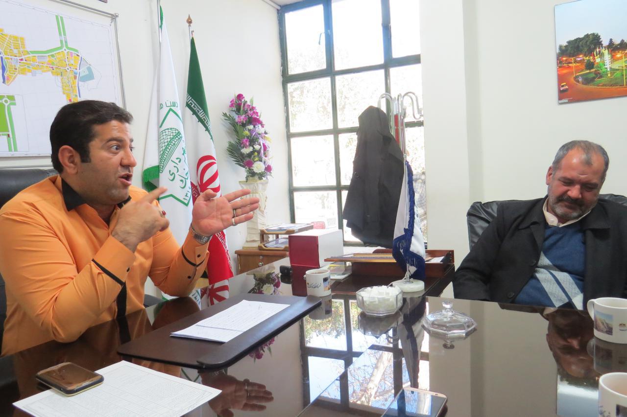 دیدارمسوولان هماهنگی امور شهرداریهای استان با شهردار کاخک