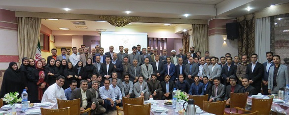مدیرعامل سازمان همیاری شهرداریهای خراسان رضوی در نشست صمیمی با کارکنان؛ پویایی و همدلی کارکنان سازمان همیاری تاثیر به سزایی در مدیریت شهری استان دارد