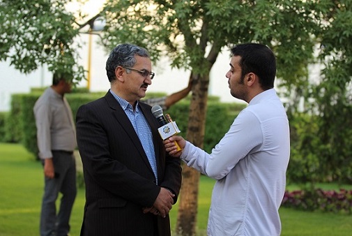 یک عضو شورای اسلامی شهر مشهد؛ صنعت گل وگیاه کشور توانایی رقابت با بازارهای خارجی را دارد 